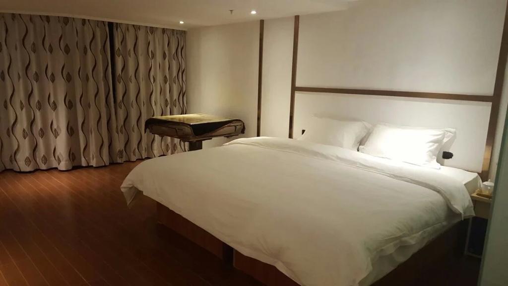 Fuyide Hotel Шънджън Екстериор снимка